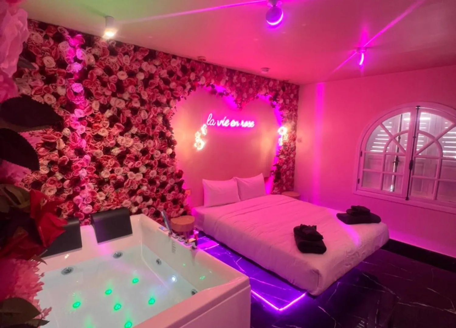 La Vie En Rose ! Jacuzzi ! Centre Marrakech Apartment Marrakesh